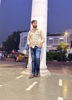 Akki Kumar - Acompañantes masculino in New Delhi Photo 3 of 4