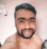 Akku - Male adult performer in New Delhi
