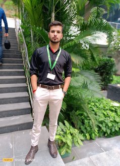 Akku - Acompañantes masculino in Noida Photo 1 of 1