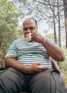 akn - masseur in Chandigarh Photo 2 of 2