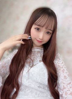 Ako - escort in Tokyo Photo 1 of 6