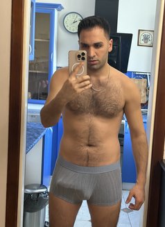 Akonforya - Acompañantes masculino in Baku Photo 1 of 13