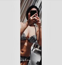 Akriti video call is available here - escort in New Delhi Photo 3 of 7