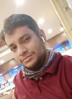 Aks - Male escort in New Delhi Photo 5 of 7