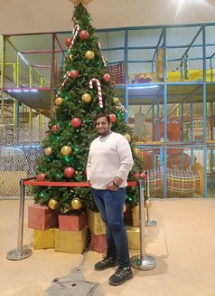 Aks - Male escort in New Delhi Photo 6 of 6