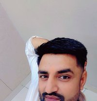 Aksh - Acompañantes masculino in New Delhi