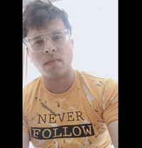 Aksh2000 Ahmd Rn - Acompañantes masculino in Ahmedabad