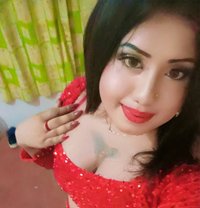 Aksha - Transsexual escort in Colombo