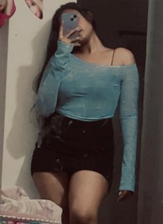 Akshata - puta in Ahmedabad Photo 2 of 3