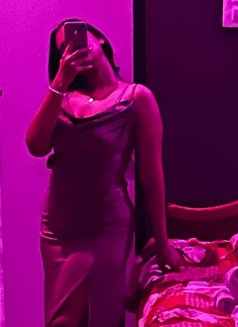 Akshata - puta in Ahmedabad Photo 3 of 3