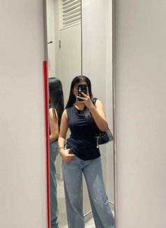 Akshata - escort in Bangalore Photo 2 of 4