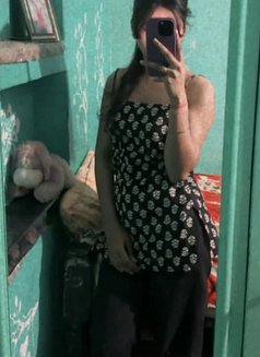 Akshata - escort in Kolkata Photo 2 of 3