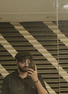 Akshay - Male escort in Bangalore Photo 9 of 13