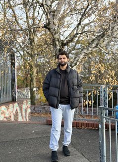 Akshay - Acompañantes masculino in Berlin Photo 2 of 2