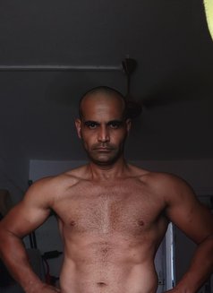 Akshay - Male escort in Mumbai Photo 1 of 2
