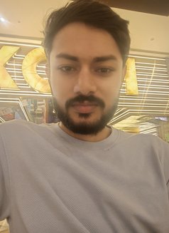 Akshay - Male escort in Mumbai Photo 1 of 3