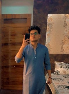 Akshay - Male escort in Ghaziabad Photo 1 of 2