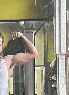 Akshay - Male escort in New Delhi Photo 2 of 3