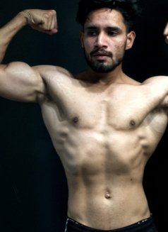 Akshay Jaat - Intérprete masculino de adultos in New Delhi Photo 2 of 5