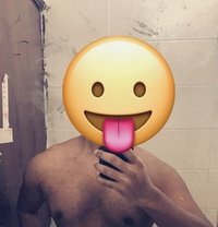 Lakshan - Male adult performer in Colombo