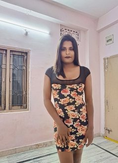 Akshaya karnati - Transsexual escort in Hyderabad Photo 15 of 23