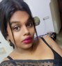 Akshaya Trans Queen - Acompañantes transexual in Bangalore Photo 1 of 8