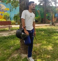 Akshit - Male adult performer in Dehradun, Uttarakhand