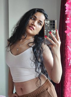 Akshita - escort in Guwahati Photo 4 of 4