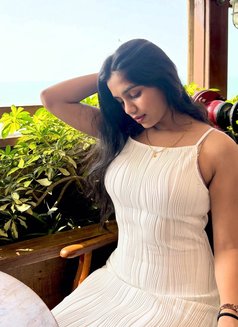 Akshita - escort in Hyderabad Photo 3 of 6