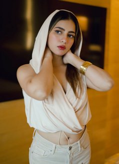 Akansha Model - escort in Dubai Photo 4 of 7