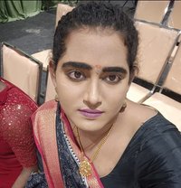 Akshita - Transsexual escort in Hyderabad