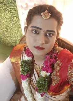 Akshita - Transsexual escort in Hyderabad Photo 3 of 3