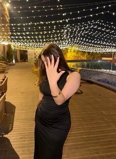 Akshita Patel - puta in New Delhi Photo 2 of 2