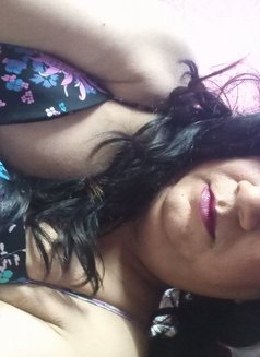 Akshra - Transsexual escort in New Delhi Photo 5 of 5