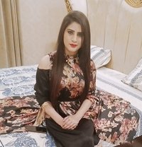 Akshu - puta in Johor Bahru