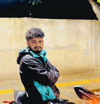Akshu Lagad - Acompañantes masculino in Pune