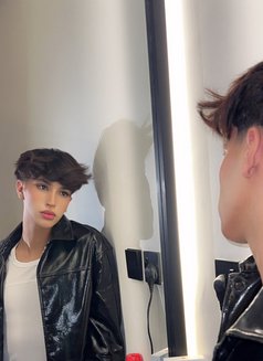 Al Waniss - Acompañantes masculino in Riyadh Photo 3 of 11