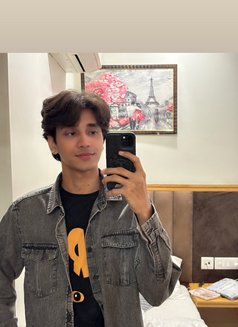 Aladdin - Male escort in New Delhi Photo 10 of 14