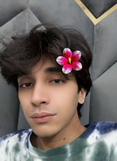 Aladdin - Male escort in New Delhi Photo 13 of 14