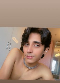 Aladdin - Male escort in New Delhi Photo 12 of 13