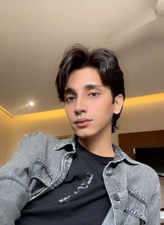 Aladdin - Male escort in New Delhi Photo 13 of 13