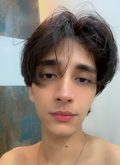 Aladdin - Male escort in New Delhi Photo 14 of 16