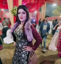 Alaina - Transsexual escort in New Delhi