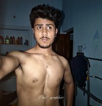 Alameen - Male escort in Al Manama