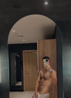 Alan Alan🇬🇪🇷🇺 - masseur in Dubai Photo 2 of 7