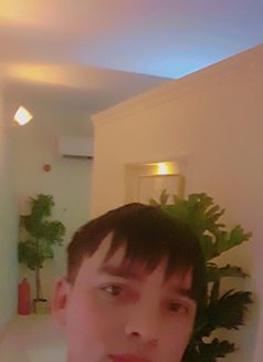 Alan - Male escort in Riyadh Photo 4 of 4