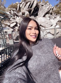 Alana - Transsexual escort in Cebu City Photo 2 of 4