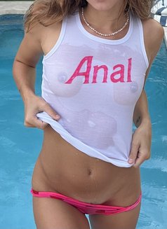 Alana - puta in Milan Photo 3 of 10