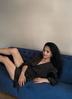 Alana - escort in Tirana Photo 6 of 11
