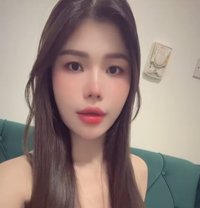 Alanie - escort in Abu Dhabi